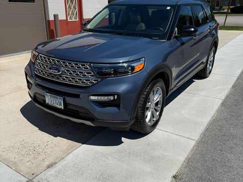 Used 2021 Ford Explorer Limited w/ Equipment Group 301A image 1