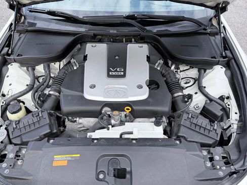 Used 2012 INFINITI G37 Convertible image 19