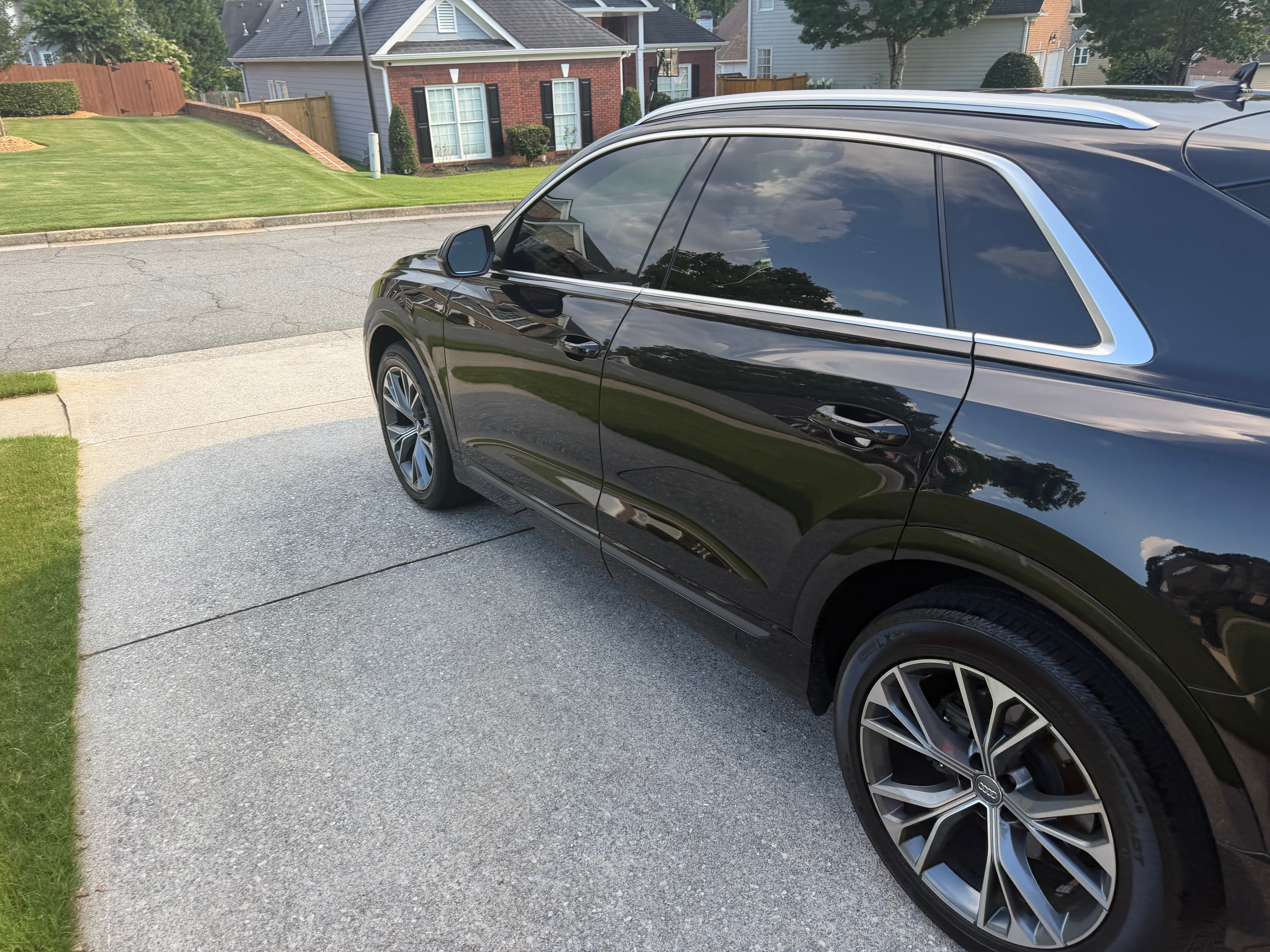 Used 2021 Audi Q8 Premium Plus AWD/4WD image 11