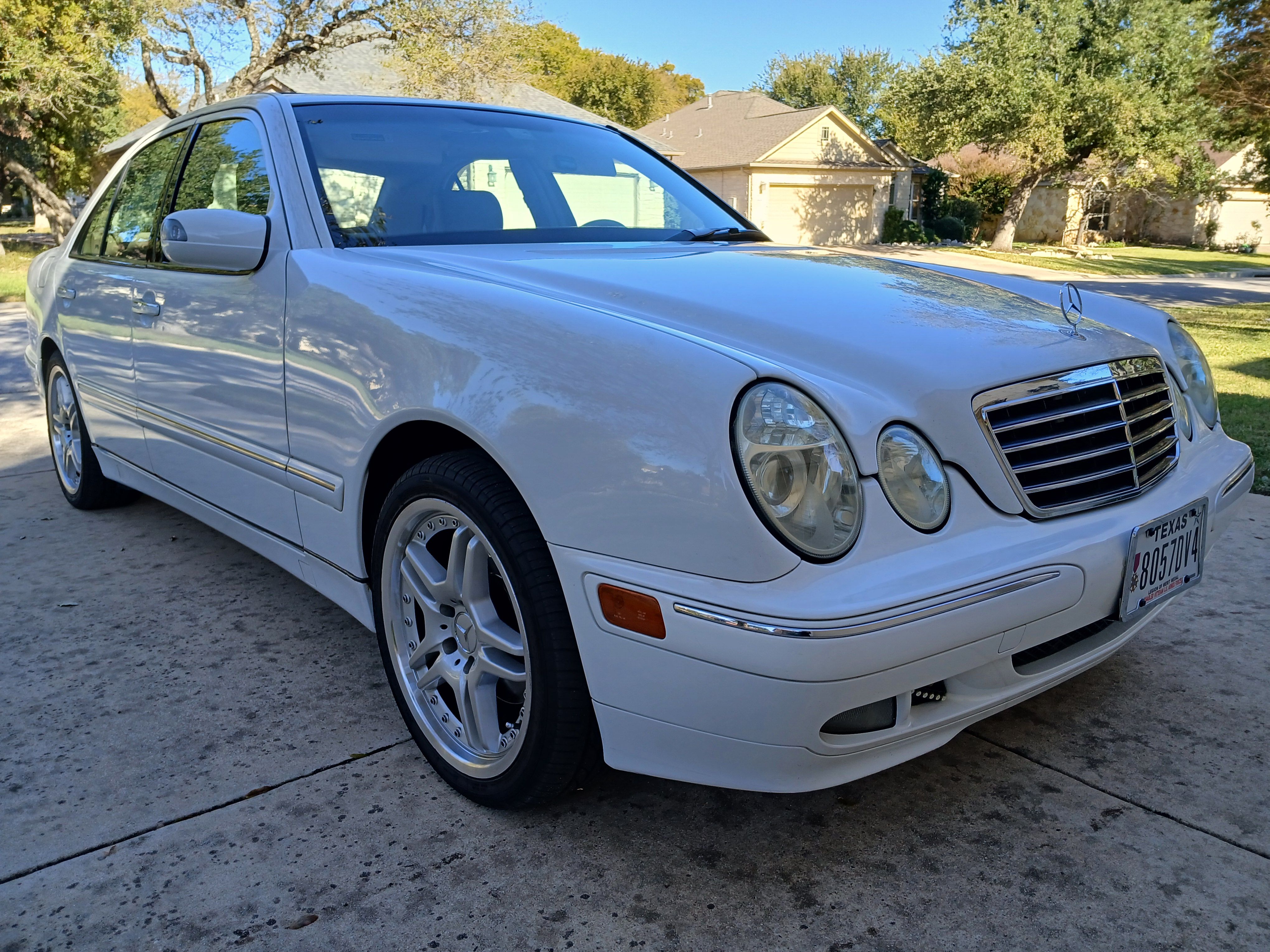 2001 メルセデスベンツ　E320 No Reserve: 18k-Mile 2001 Mercedes-Benz E320 for sale on BaT