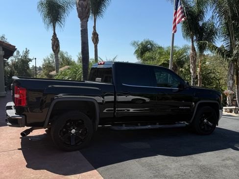 Used 2015 GMC Sierra 1500 SLE w/ SLE Value Package RWD image 5