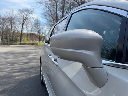 Used 2017 Chrysler Pacifica Touring-L Plus w/ Advanced Safetytec Group image 16