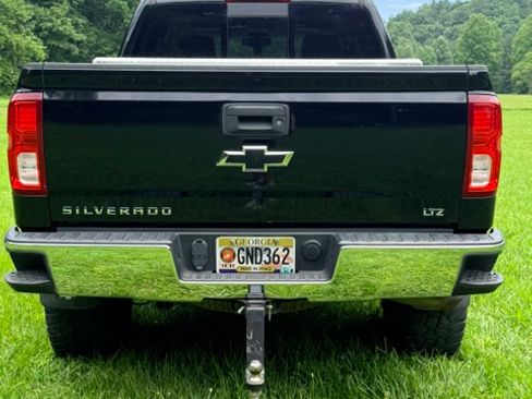 Used 2017 Chevrolet Silverado 1500 LTZ w/ LPO, Black Pack AWD/4WD image 6