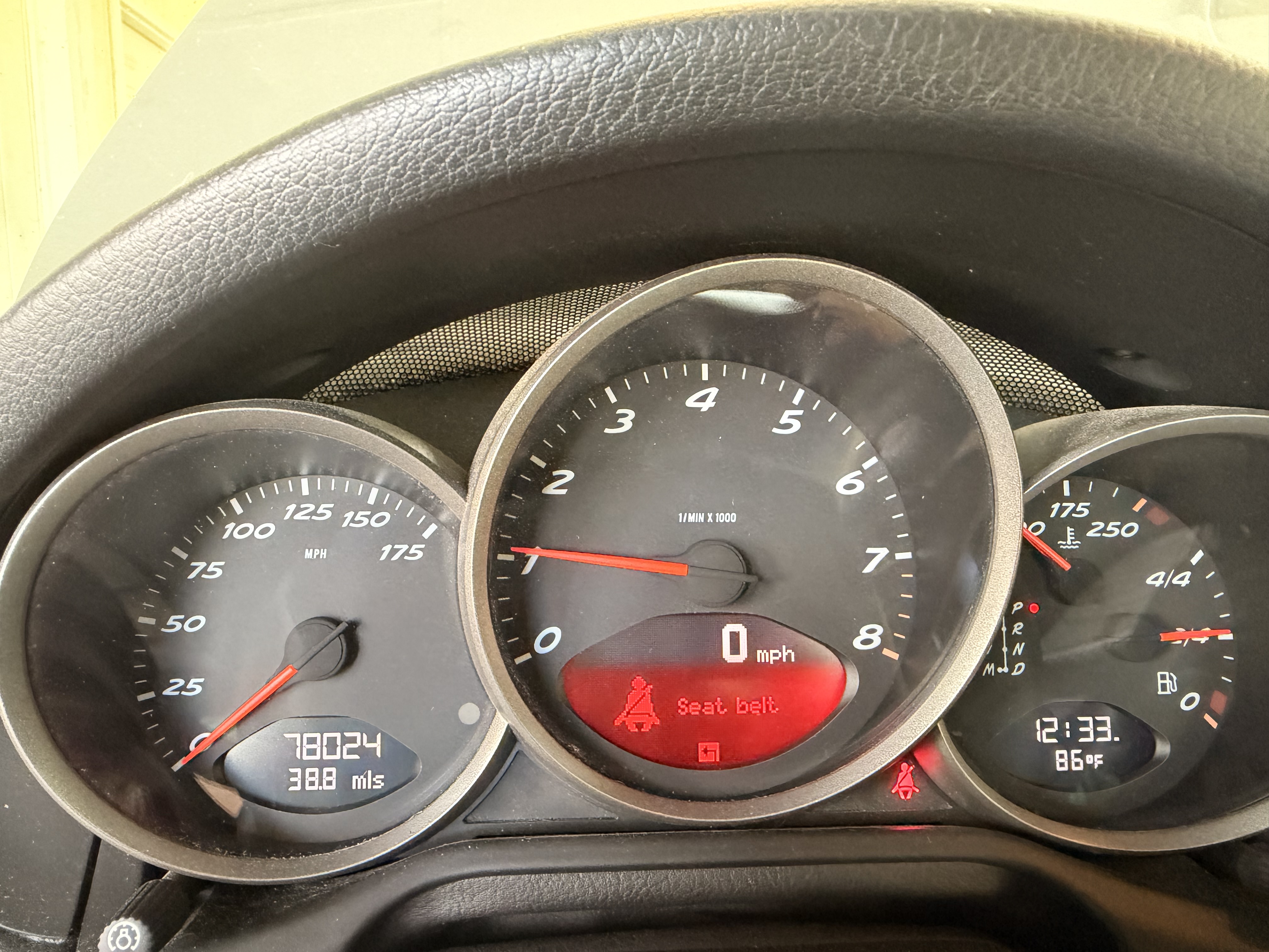 Used 2005 Porsche Boxster RWD image 8