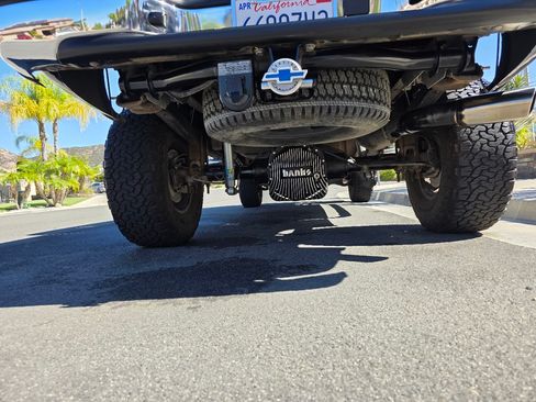 Used 2003 Chevrolet Silverado 2500 LS w/ Skid Plate Package image 9