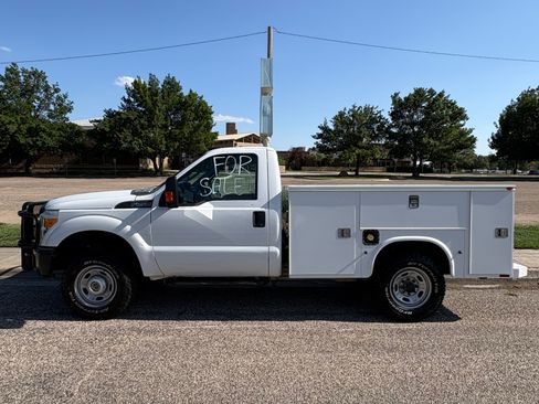 Used 2014 Ford F250 XL w/ Power Equipment Group AWD/4WD image 2