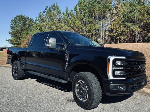 Used 2024 Ford F350 XLT w/ Black Appearance Package image 1