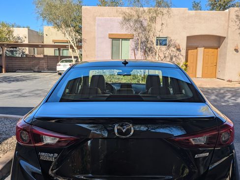 Used 2018 MAZDA MAZDA3 Grand Touring image 5