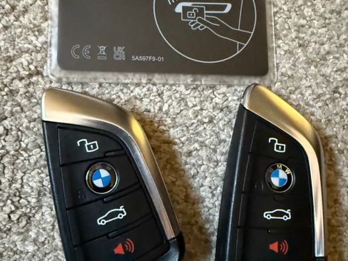 Used 2024 BMW X3 xDrive30i w/ Premium Package w/ZPA image 5