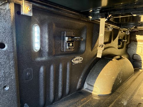 Used 2019 Ford F150 Platinum image 27