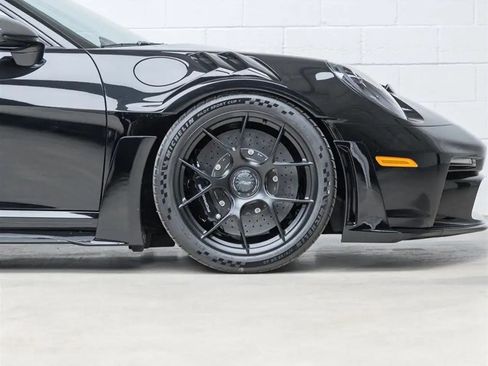 Used 2025 Porsche 911 GT3 RS RWD image 13