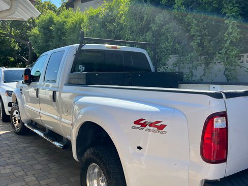 Used 2008 Ford F350 Lariat AWD/4WD image 2