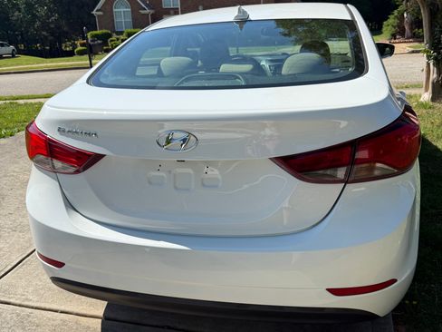 Used 2016 Hyundai Elantra Value Edition FWD image 6