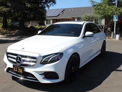 Used 2020 Mercedes-Benz E 350 E 350 Sedan 4D image 2