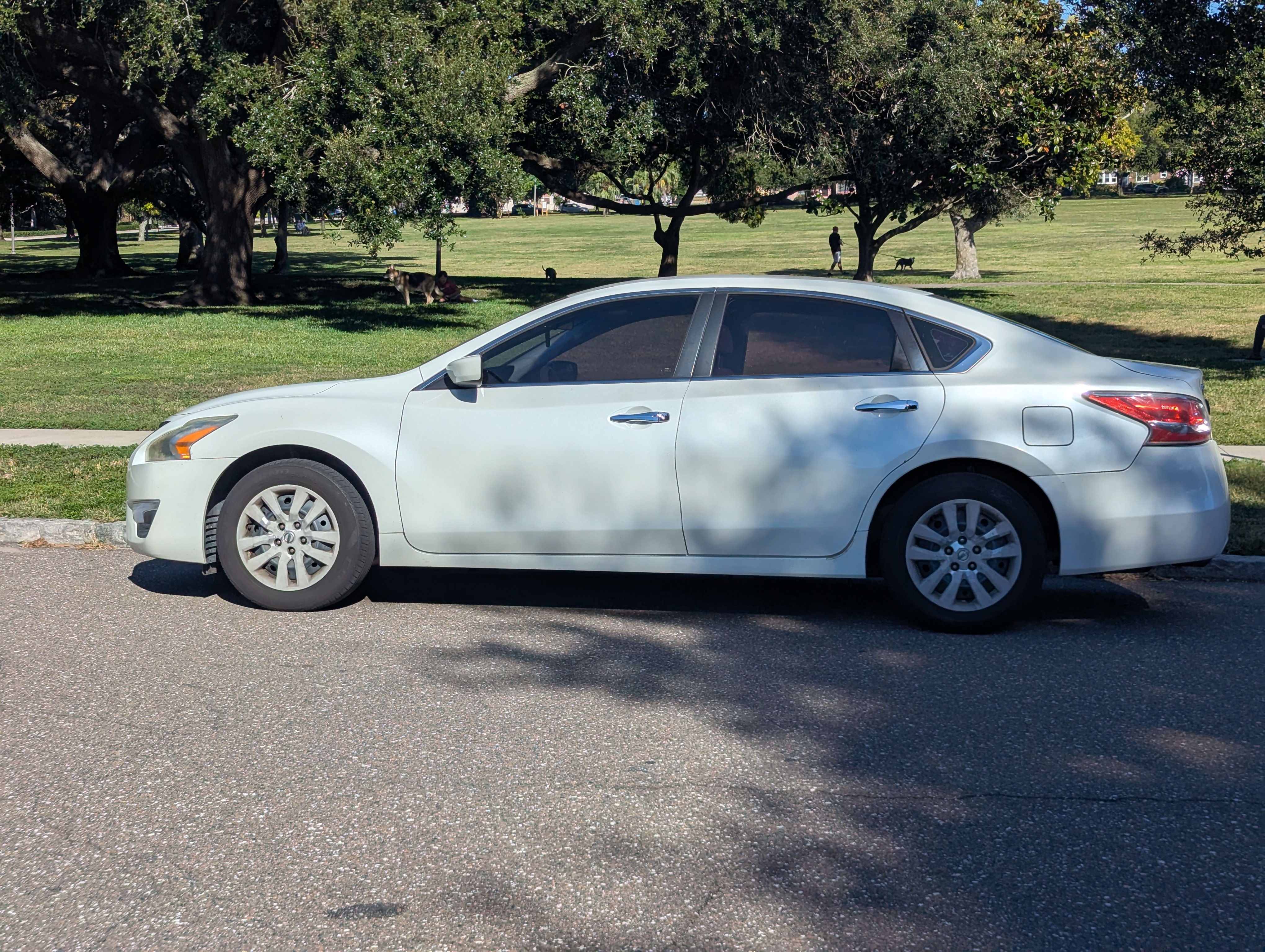 Used 2014 Nissan Altima 2.5 S FWD image 5
