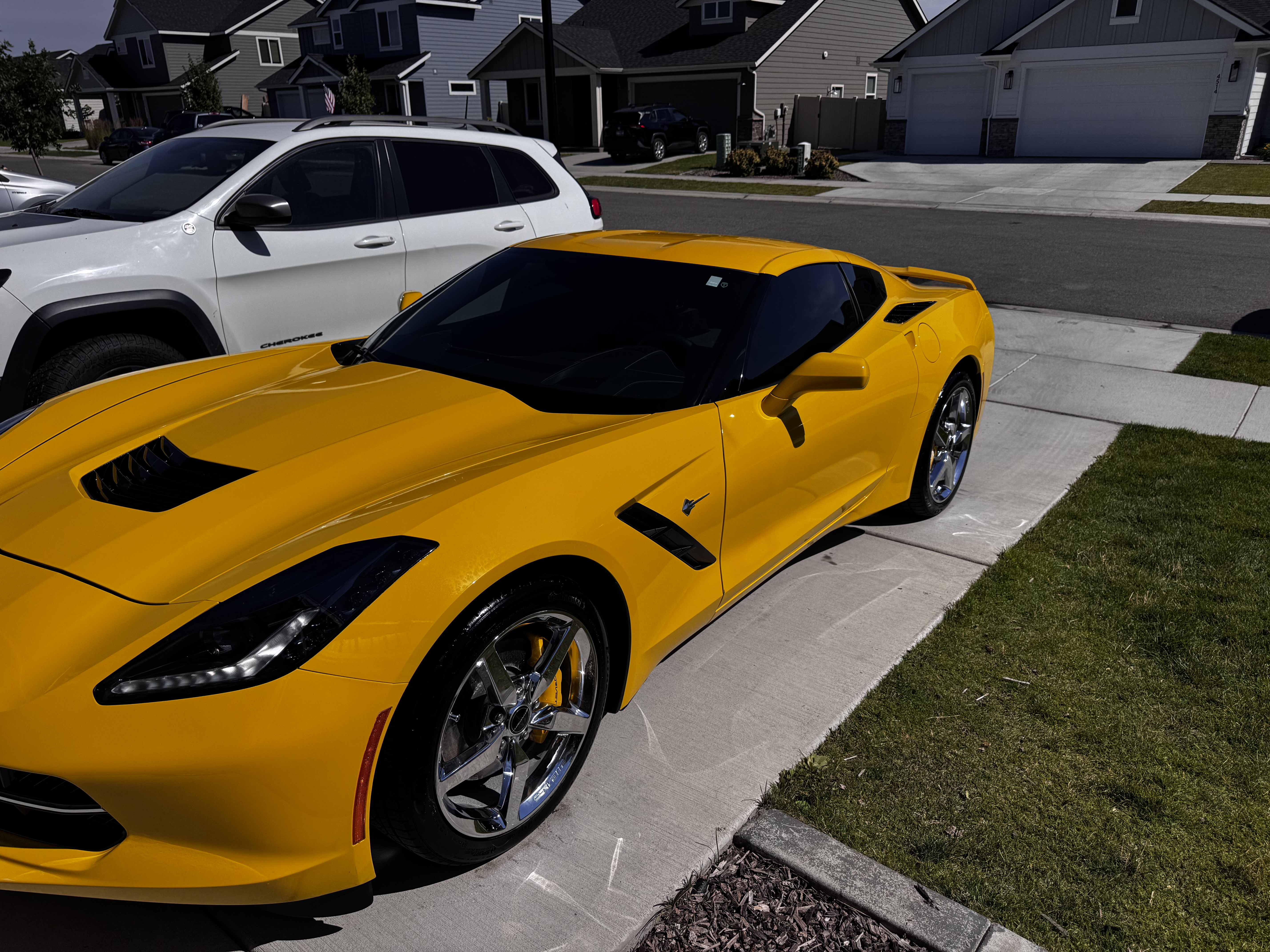 Used 2014 Chevrolet Corvette Stingray Coupe w/ 3LT Preferred Equipment Group RWD image 2