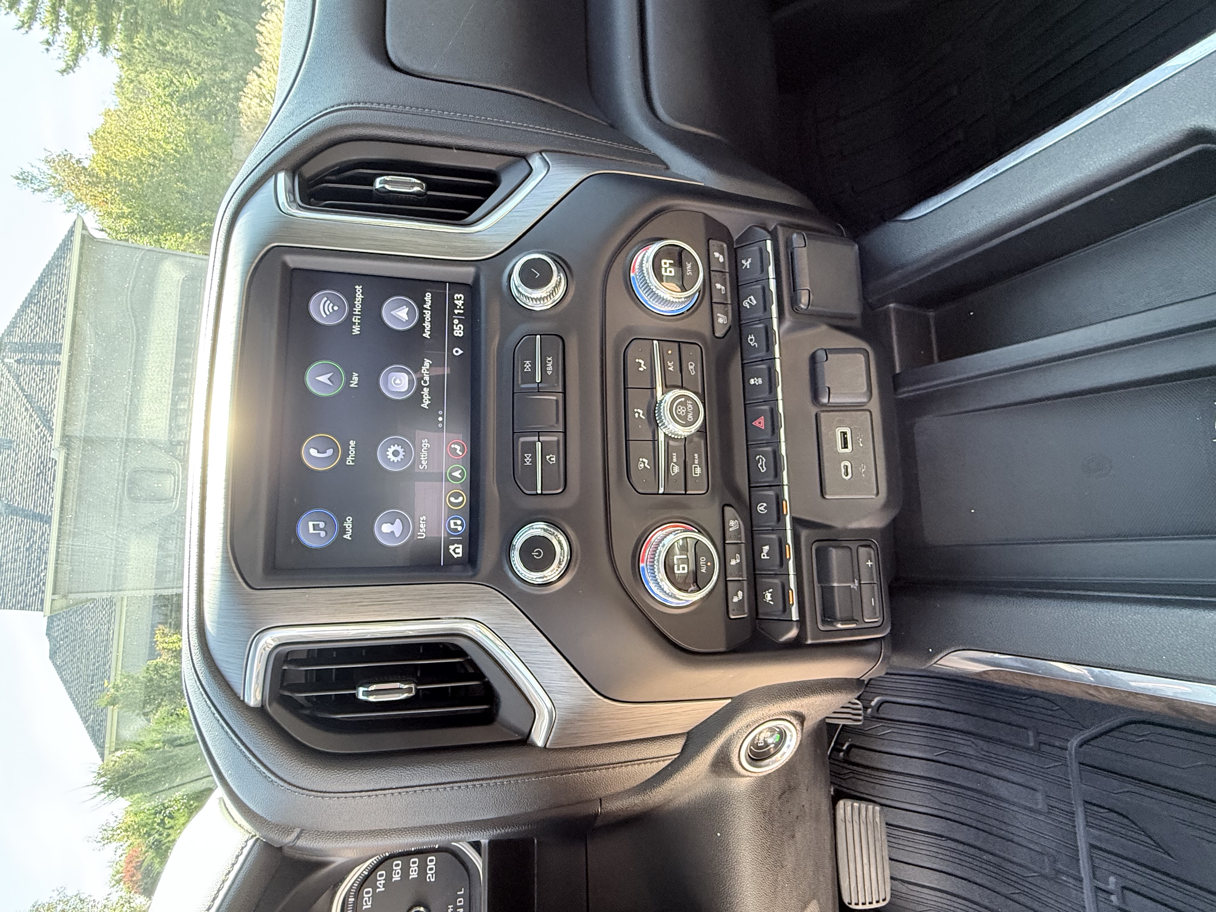 Used 2019 GMC Sierra 1500 Denali w/ Denali Ultimate Package AWD/4WD image 28