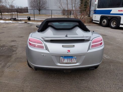 Used 2009 Saturn Sky w/ Premium Trim Package image 5