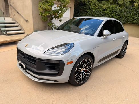 Used 2023 Porsche Macan GTS AWD/4WD image 4