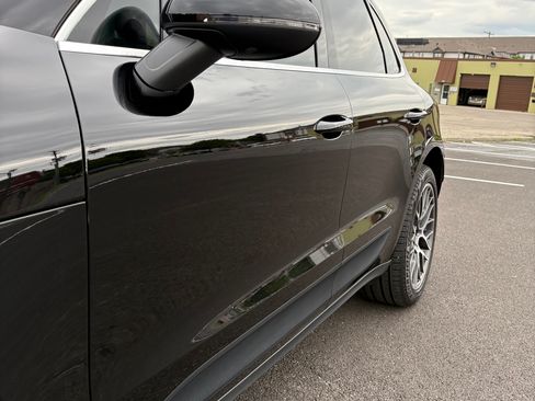 Used 2017 Porsche Macan S AWD/4WD image 10