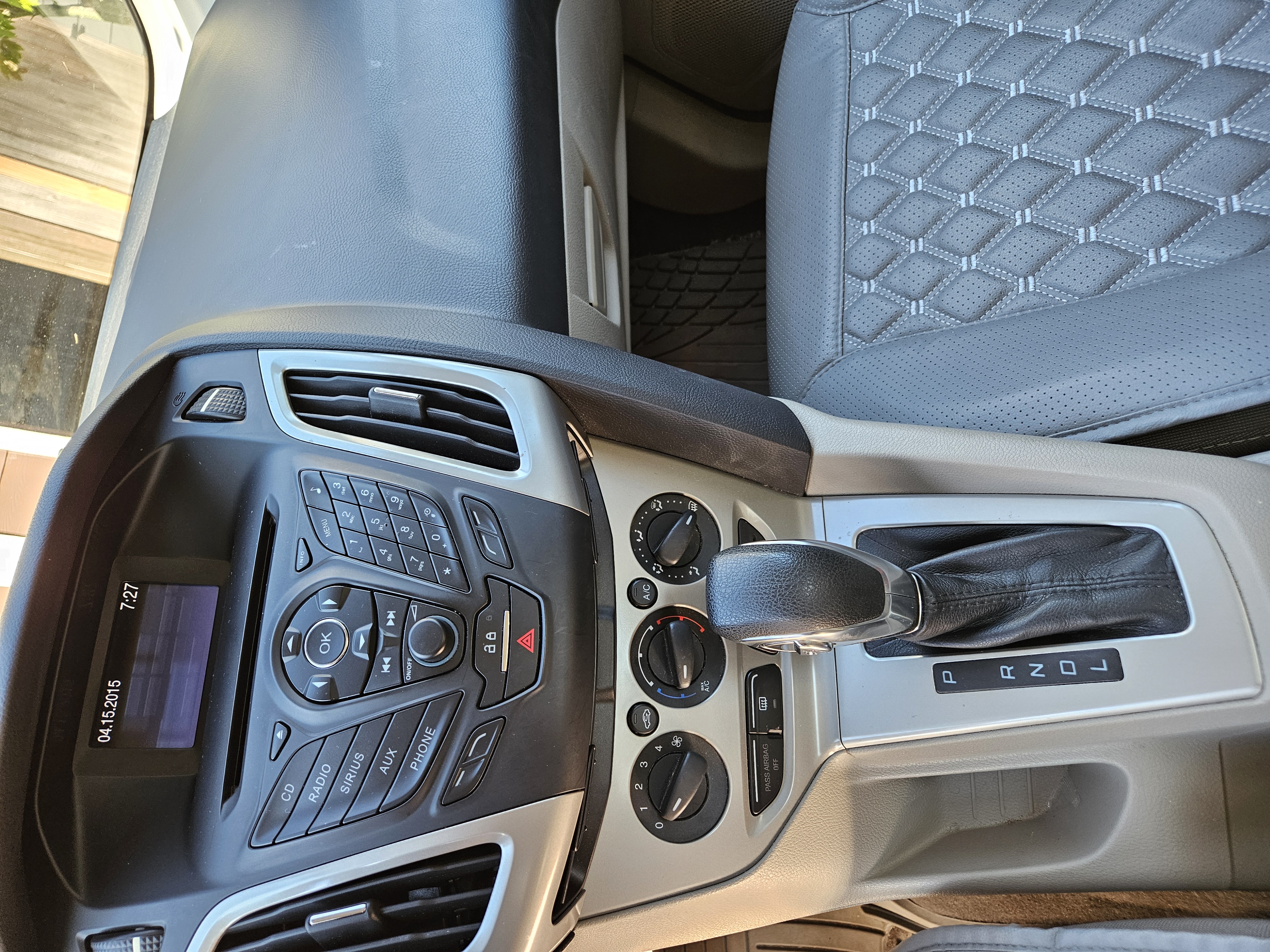 Used 2013 Ford Focus SE FWD image 24