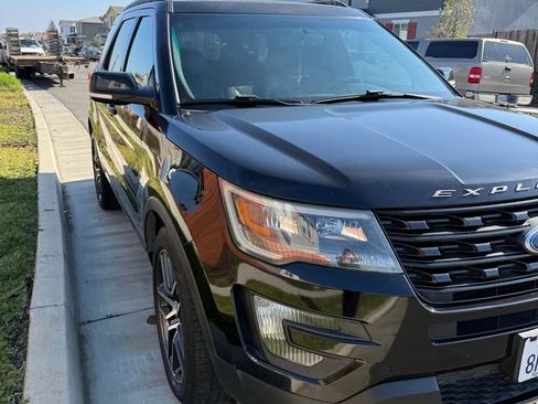 Used 2016 Ford Explorer Sport w/ Equipment Group 401A image 4