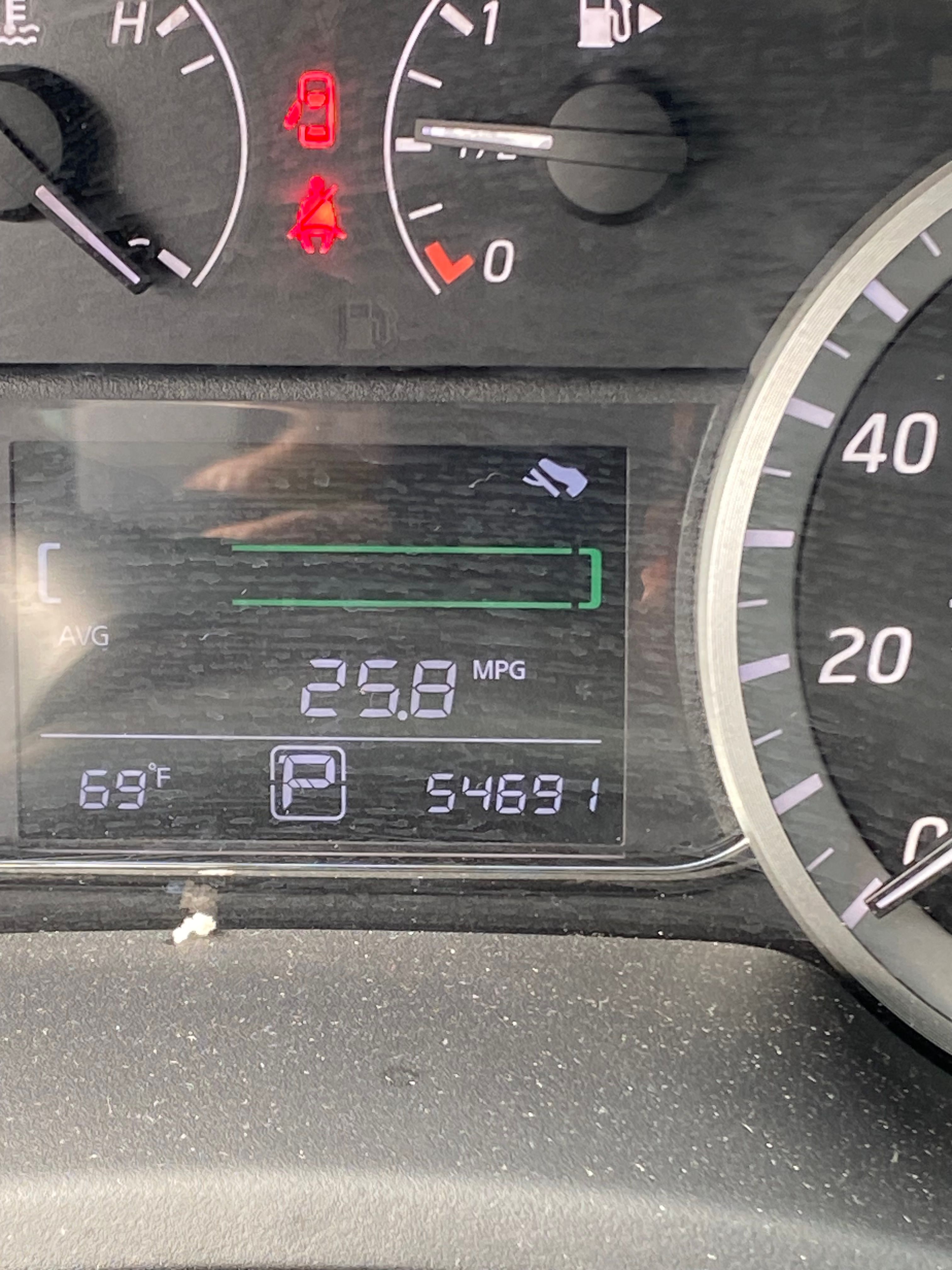 Used 2013 Nissan Sentra SL w/ Premium Pkg FWD image 5