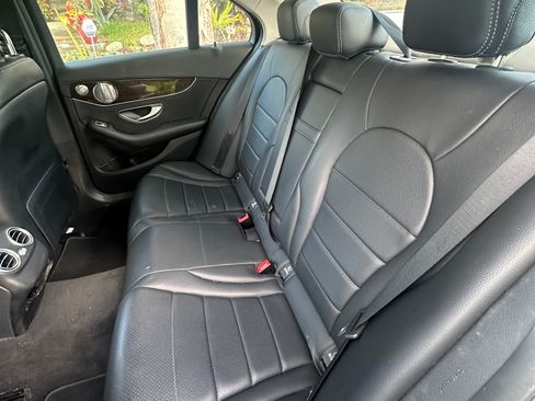 Used 2018 Mercedes-Benz C 300 Sedan image 16