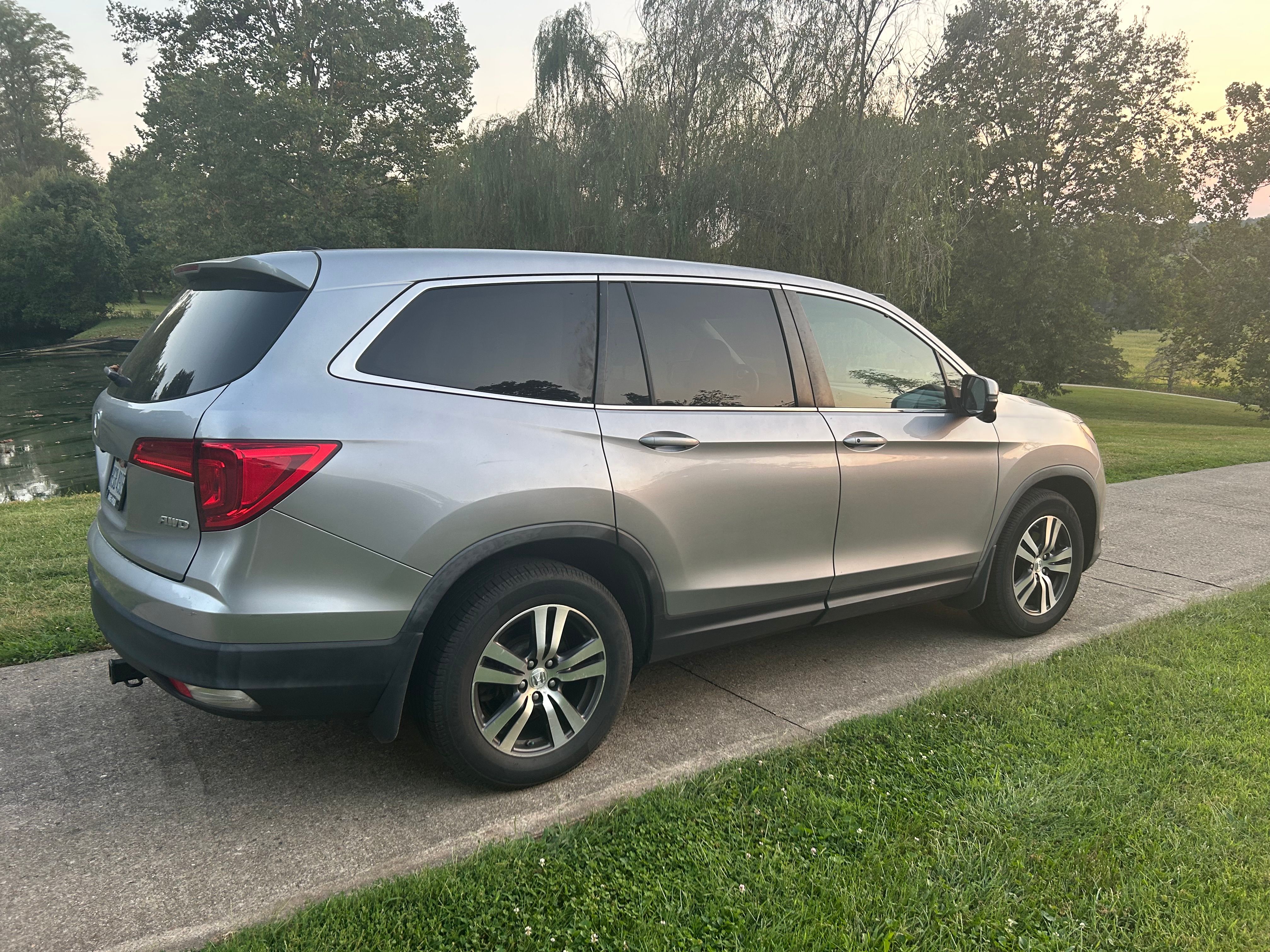 Used 2016 Honda Pilot EX-L image 4