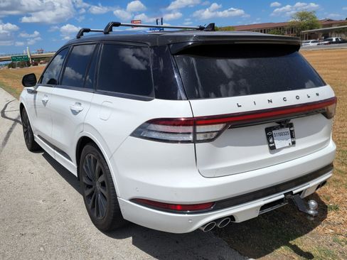 Used 2020 Lincoln Aviator Black Label Grand Touring w/ Class IV Trailer Tow Package image 6