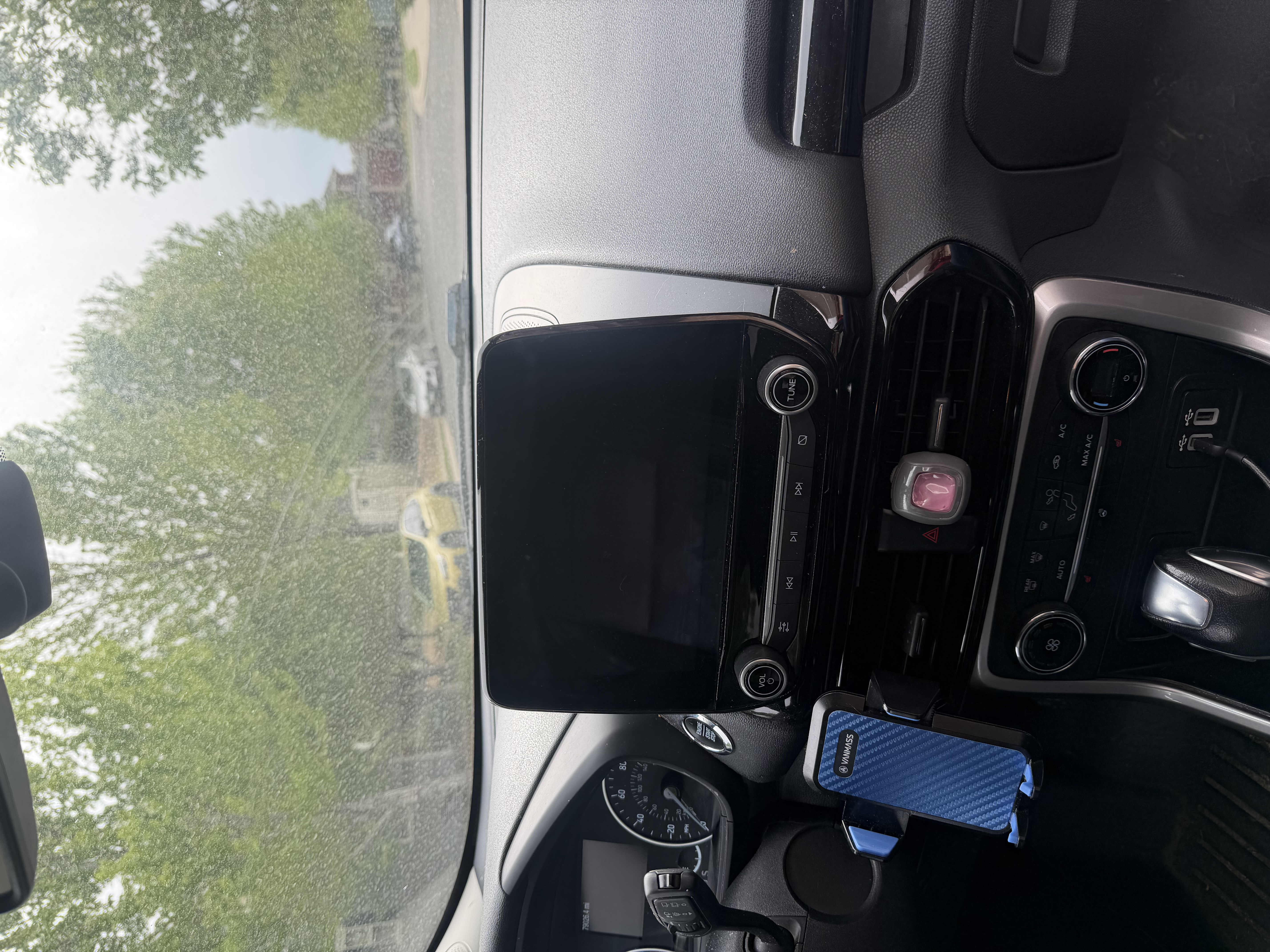 Used 2020 Ford EcoSport Titanium AWD/4WD image 11