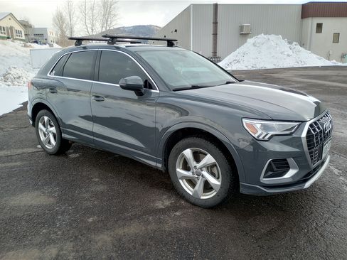 Used 2020 Audi Q3 2.0T Premium Plus w/ Premium Plus Package image 4