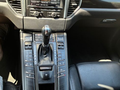Used 2016 Porsche Macan S AWD/4WD image 10