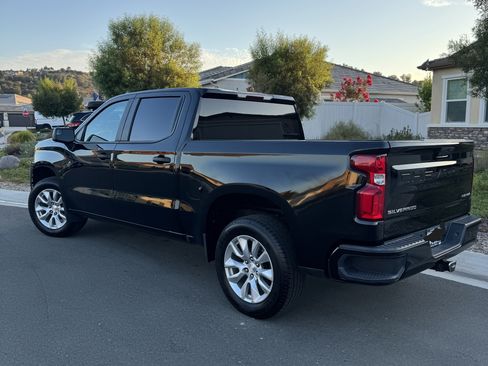 Used 2022 Chevrolet Silverado 1500 Custom RWD image 5
