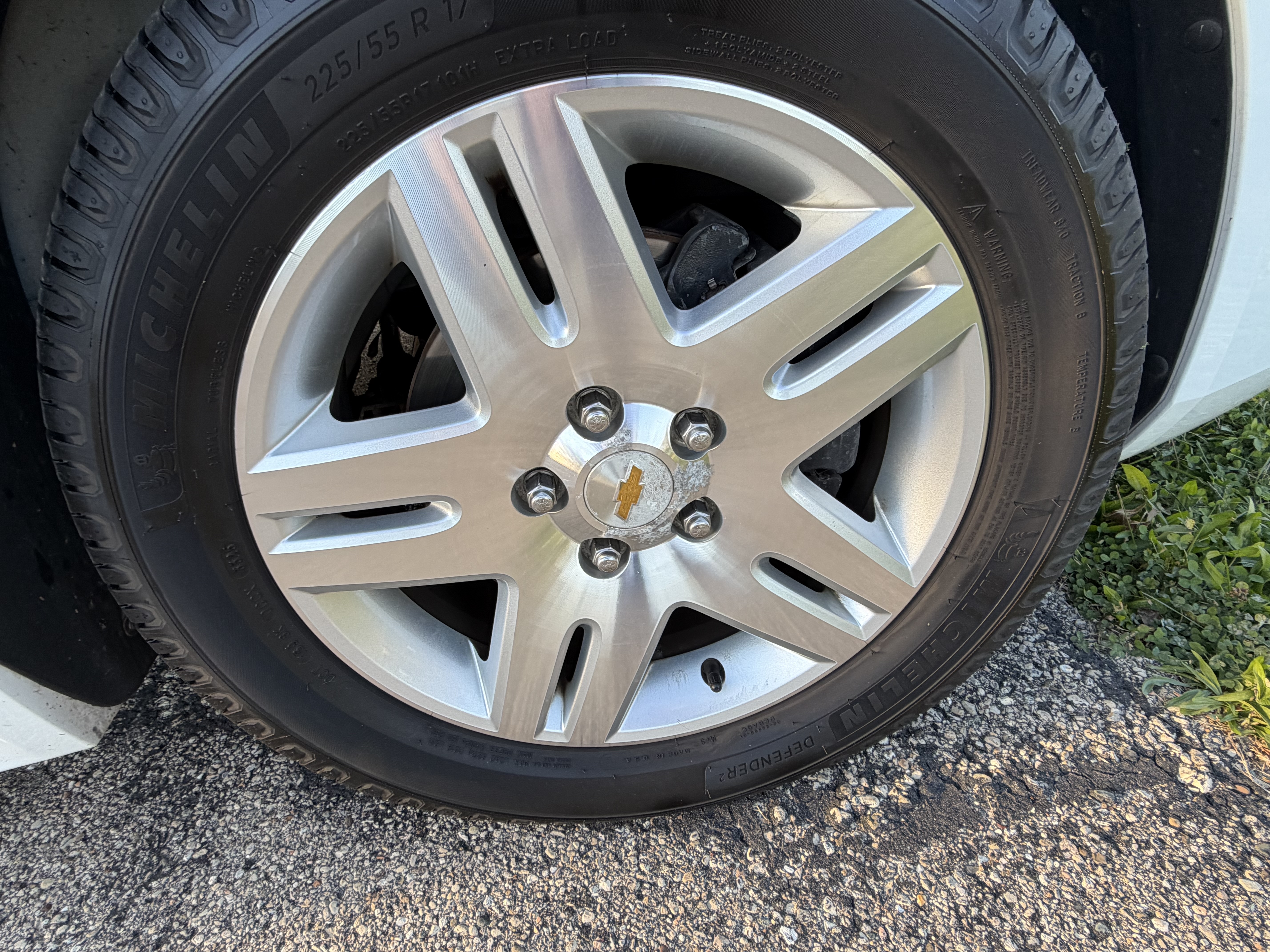 Used 2011 Chevrolet Impala LT w/ Luxury Edition Package FWD image 17