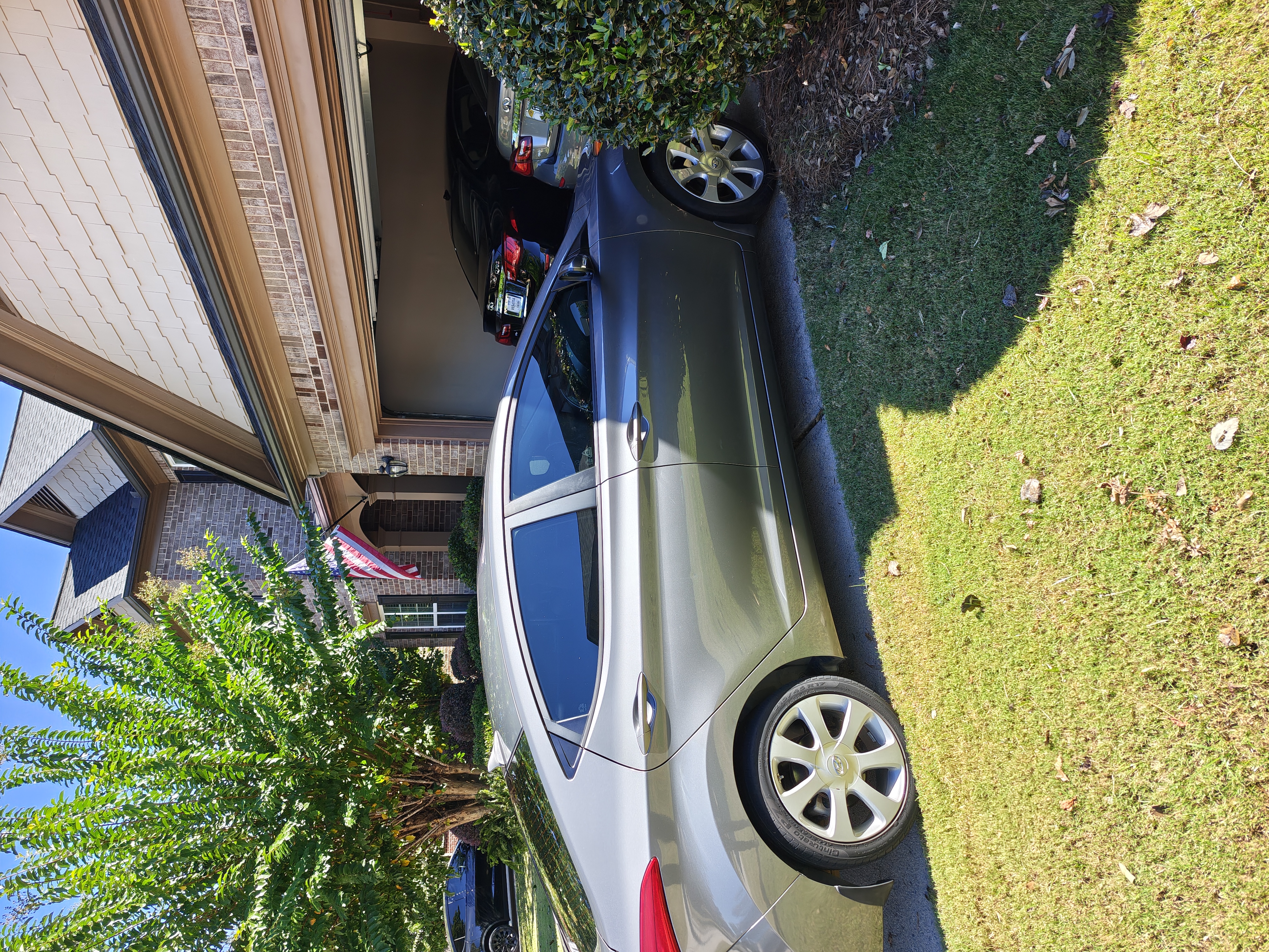 Used 2013 Hyundai Elantra Limited w/ Technology Pkg FWD image 14