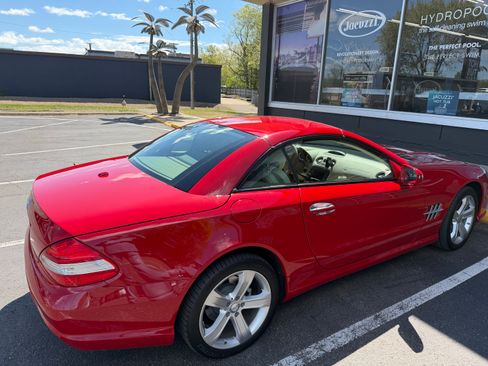 Used 2009 Mercedes-Benz SL 550 image 5