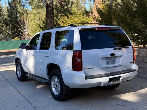 Used 2011 Chevrolet Tahoe LT image 4