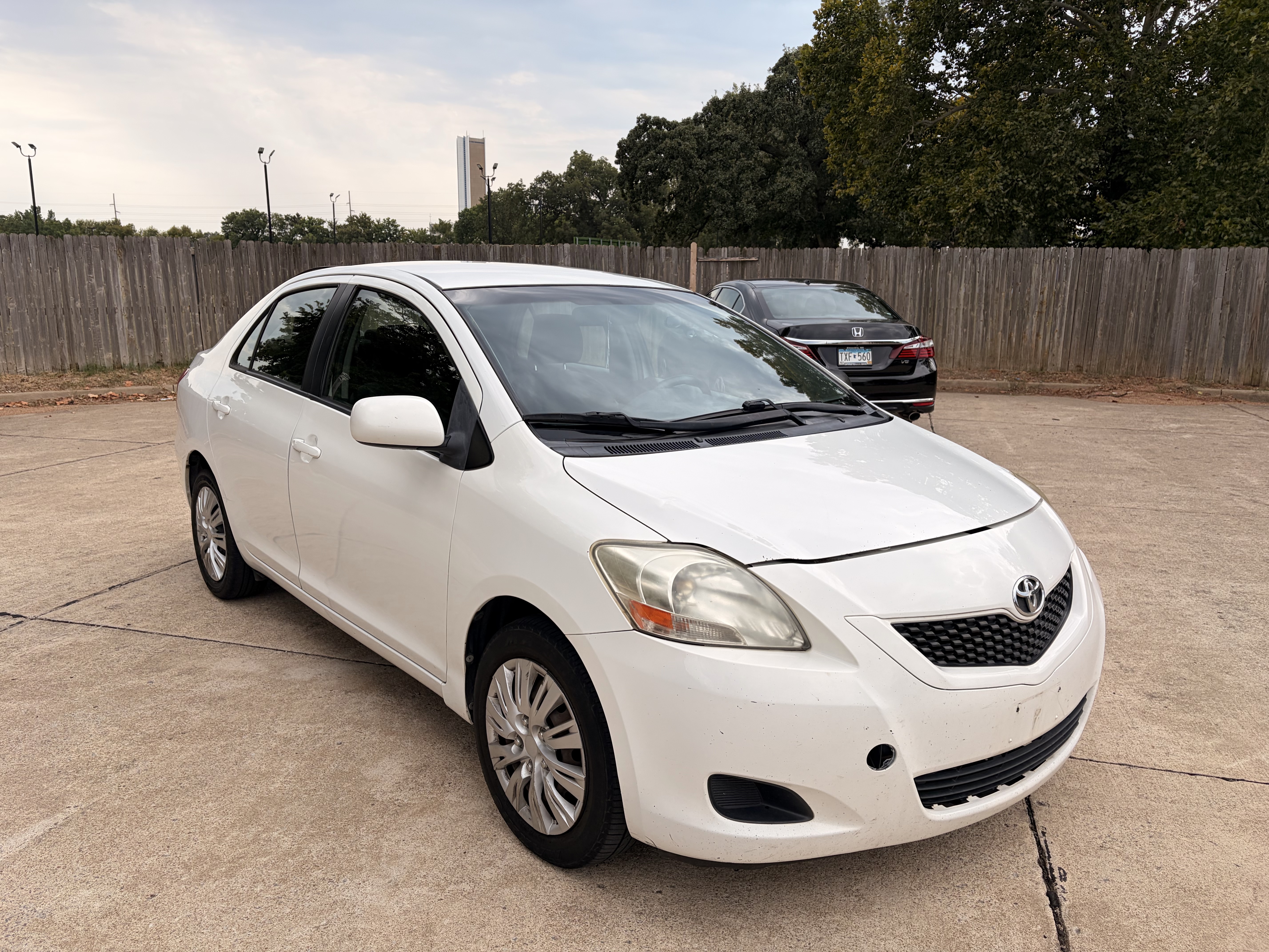 Used 2012 Toyota Yaris Sedan FWD image 1