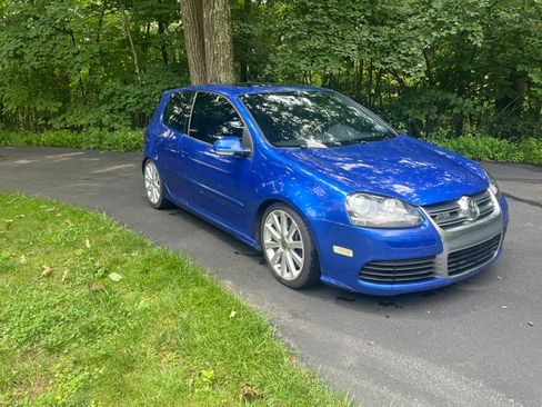 Used 2008 Volkswagen R32 AWD/4WD image 4