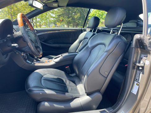 Used 2008 Mercedes-Benz CLK 350 Cabriolet image 9