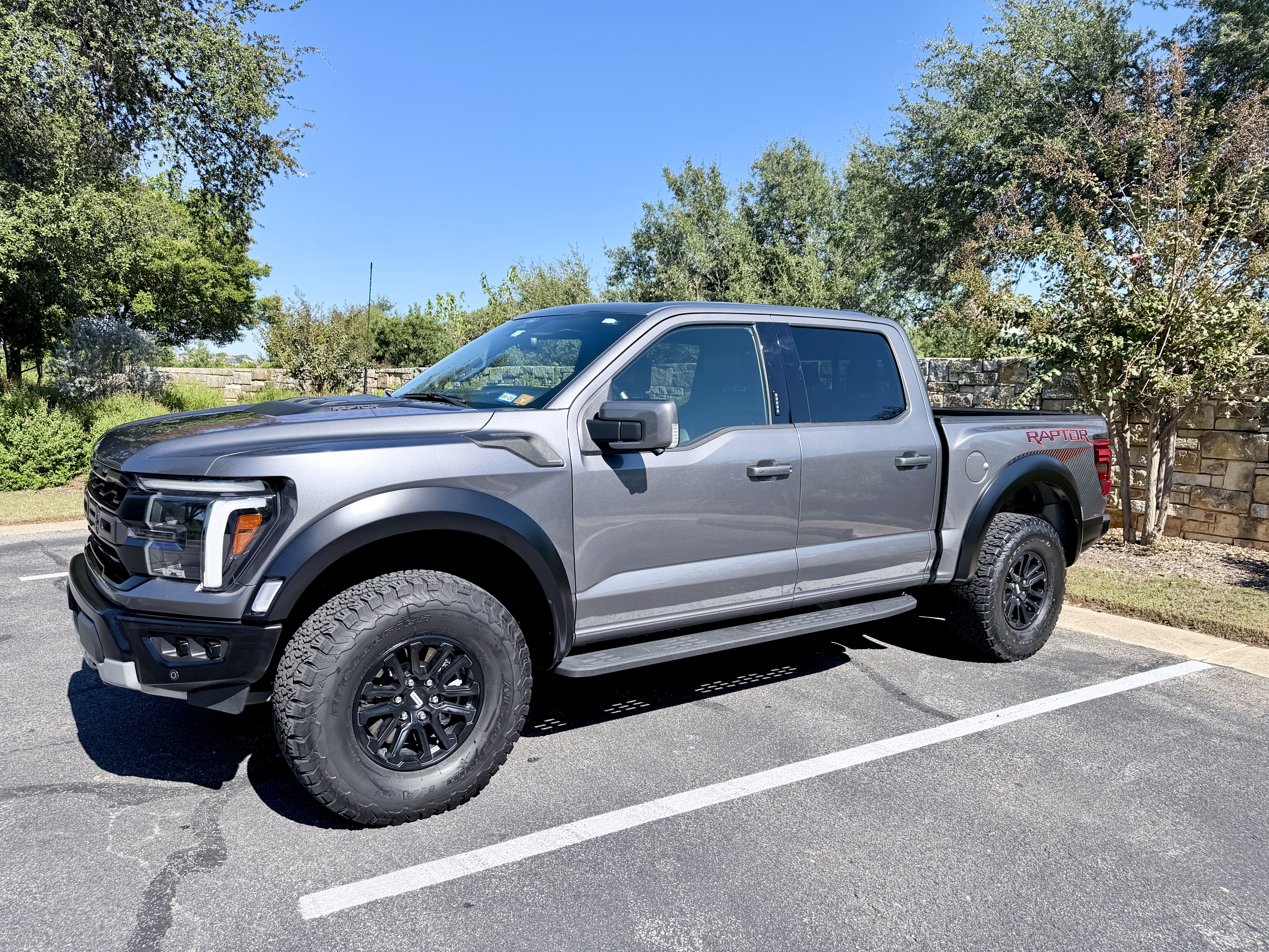 Used 2024 Ford F150 Raptor AWD/4WD image 19