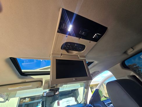 Used 2016 GMC Yukon XL Denali w/ Open Road Package image 14