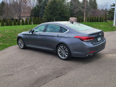 Used 2015 Hyundai Genesis 3.8 w/ Option Group 03 image 4