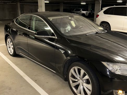 Used 2013 Tesla Model S image 11