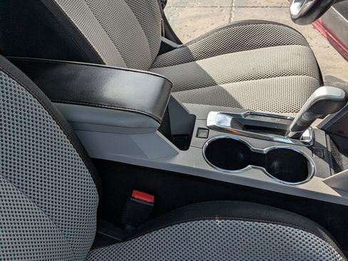 Used 2015 GMC Terrain SLE image 10