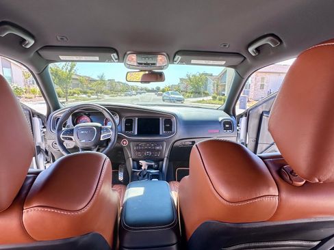 Used 2023 Dodge Charger SRT Hellcat w/ Harman/Kardon Audio Group image 5