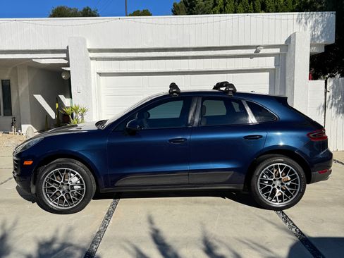 Used 2016 Porsche Macan S image 12