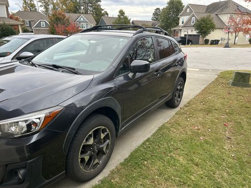 Used 2019 Subaru Crosstrek 2.0i Premium image 4