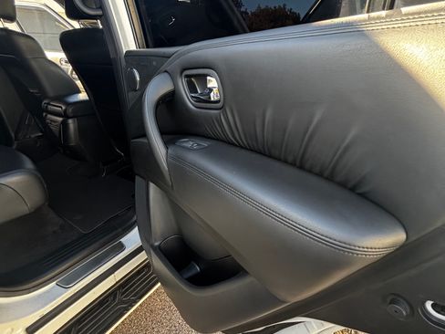 Used 2021 Nissan Armada SL w/ Midnight Edition Package image 17